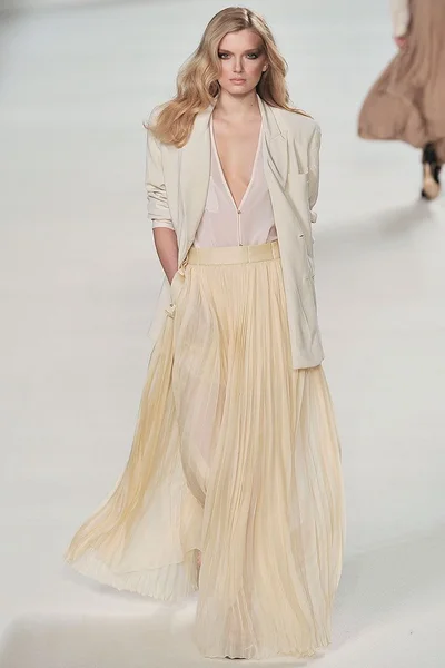 Look 34